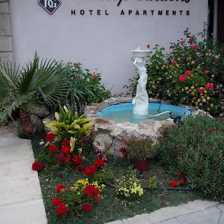 Hilltop Gardens Hotel Apartments Paphos Exterior photo