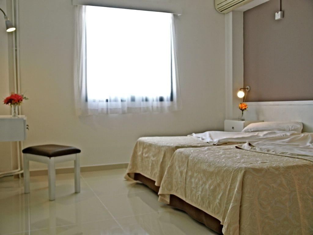 Hilltop Gardens Hotel Apartments Paphos Exterior photo