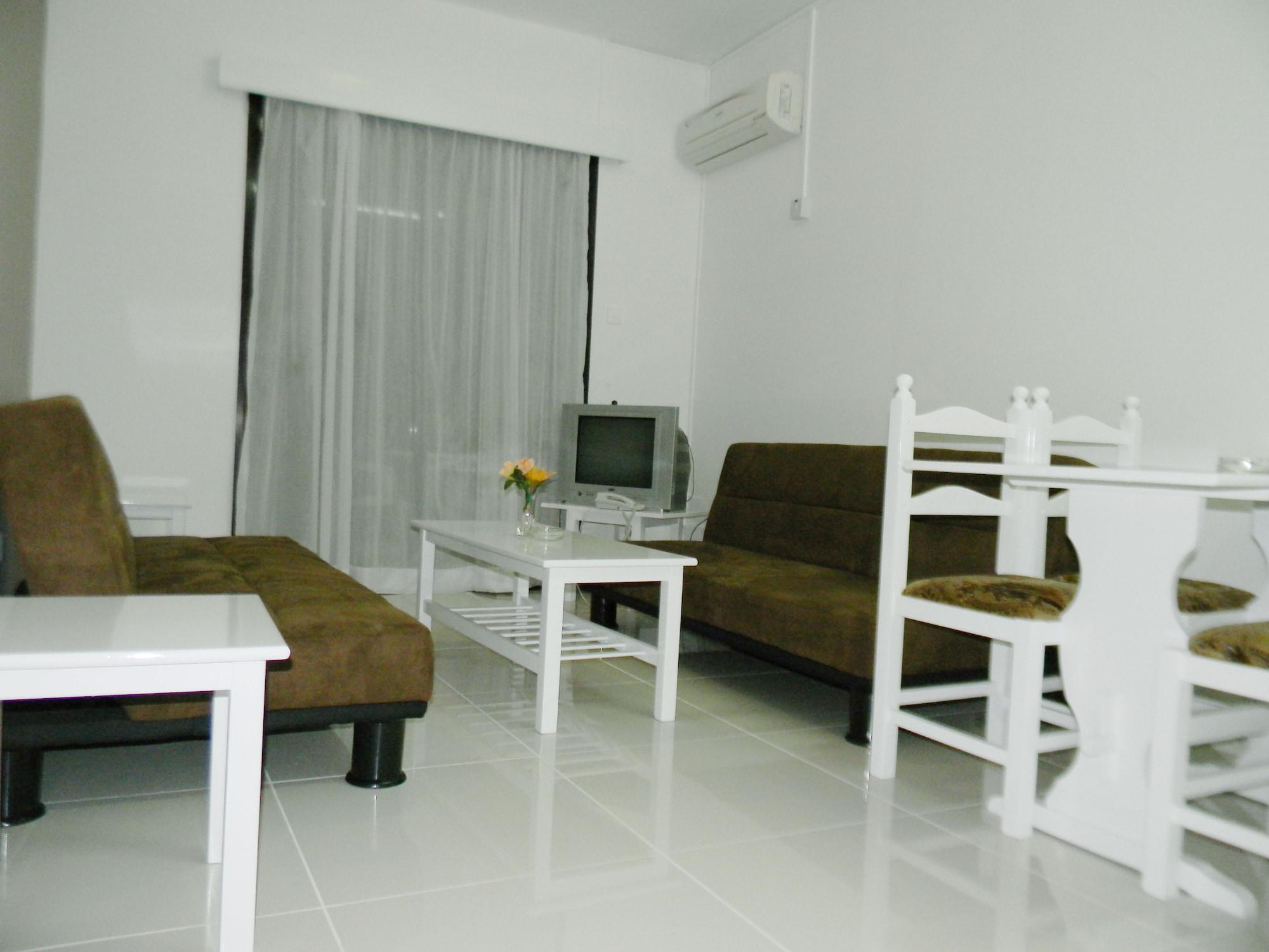 Hilltop Gardens Hotel Apartments Paphos Exterior photo