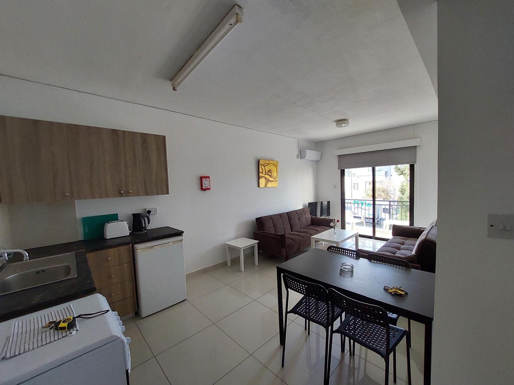 Hilltop Gardens Hotel Apartments Paphos Exterior photo