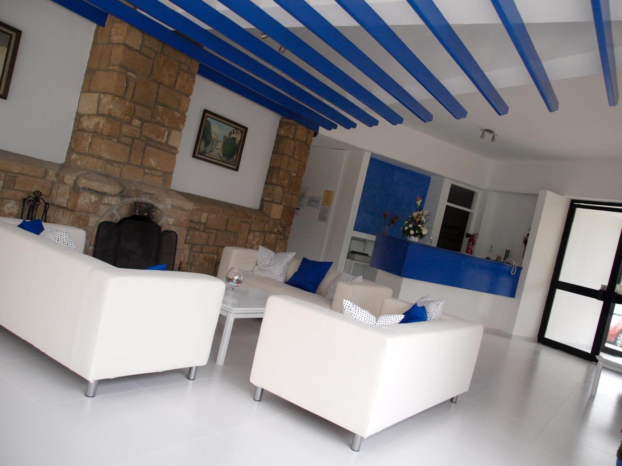 Hilltop Gardens Hotel Apartments Paphos Exterior photo