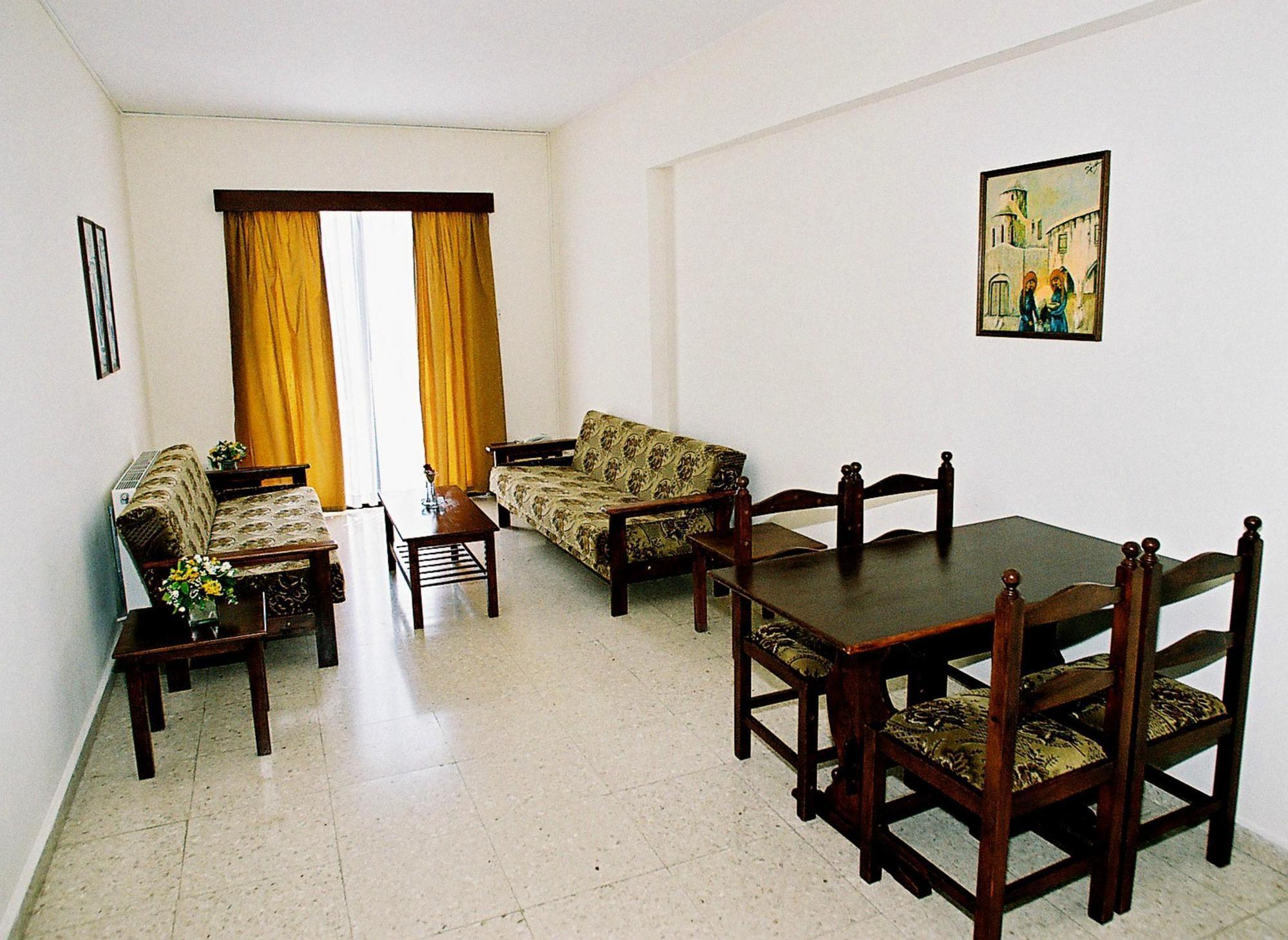 Hilltop Gardens Hotel Apartments Paphos Exterior photo