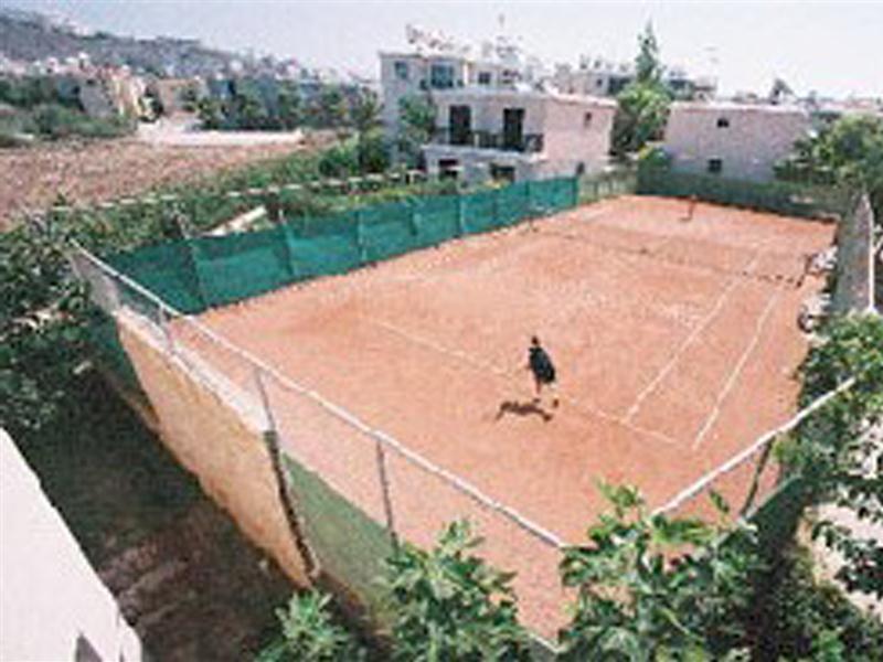 Hilltop Gardens Hotel Apartments Paphos Exterior photo